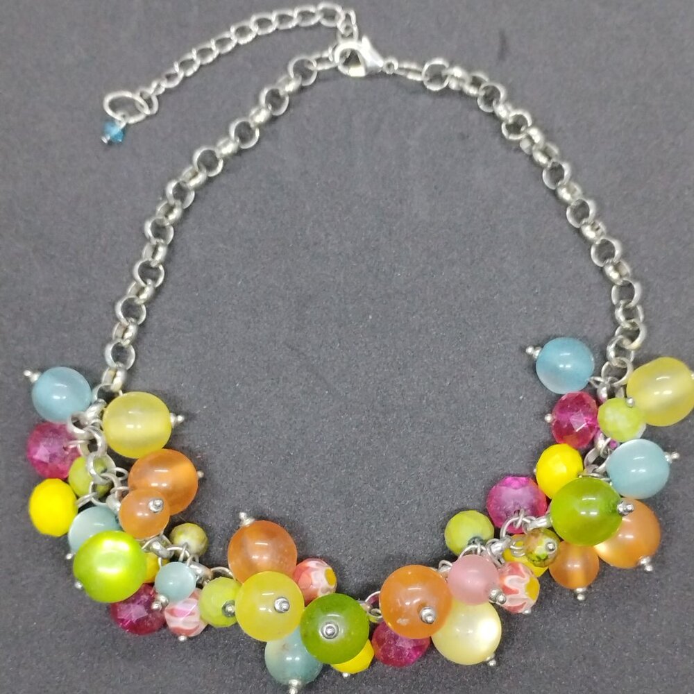 Multiple color beads 16-inch choker with 2 inches extension.